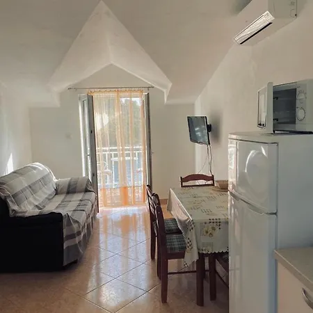 Apartament Mima Nečujam