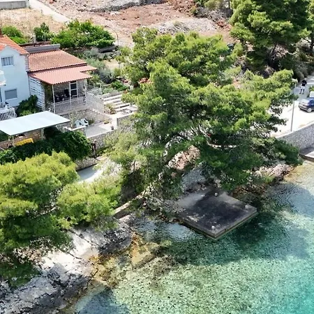 Apartament Mima Nečujam